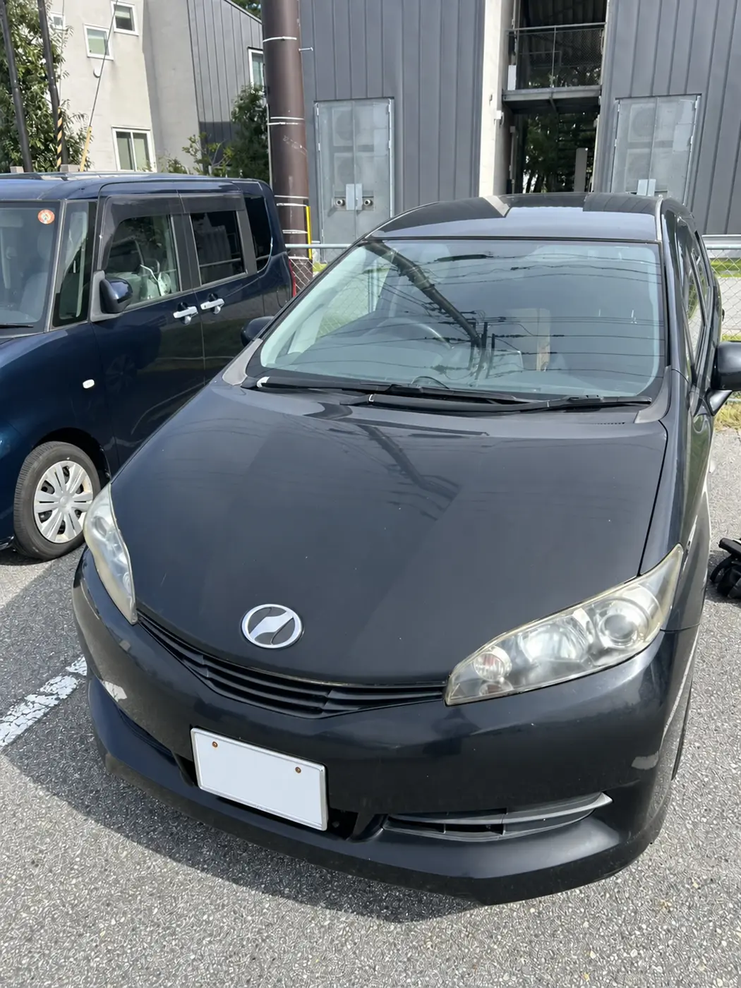 実際に25万円で買い取った黒いトヨタ・ウィッシュ